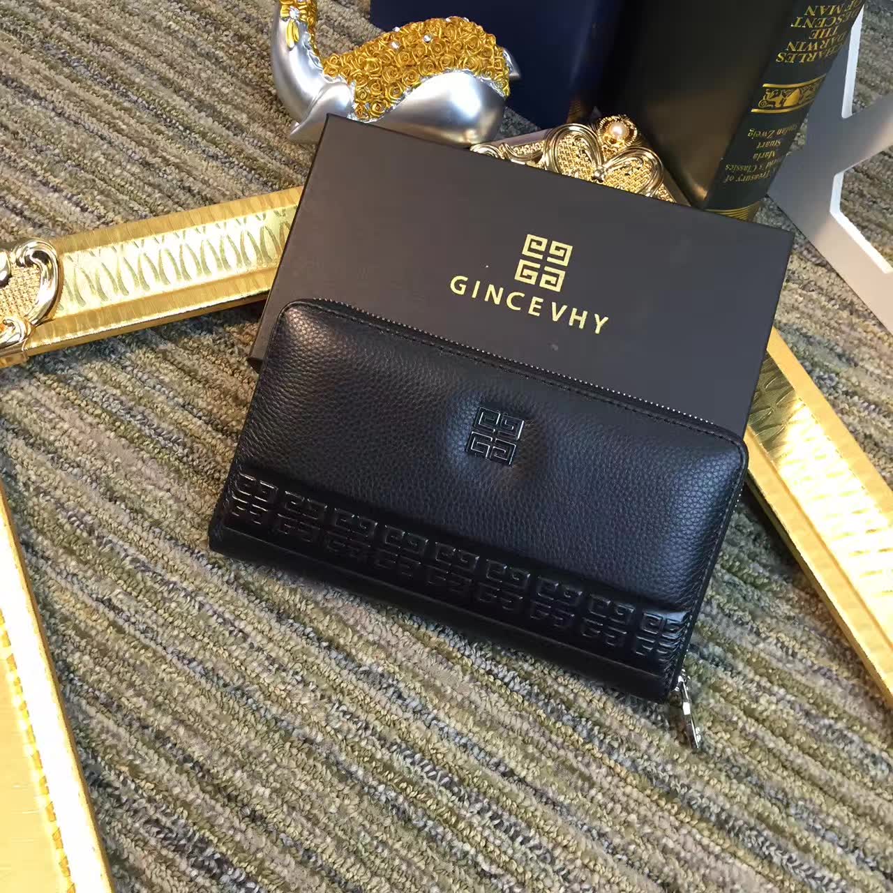 個性的なデザ 人気ブランドGivenchy 実物の写真 N品スーパーコピー代引き対応国内発送後払い安全必ず届く優良サイト